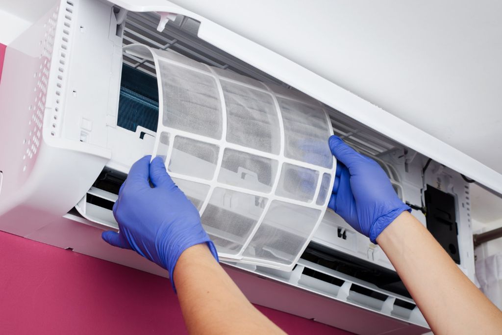 AC Maintenance Services in Dubai