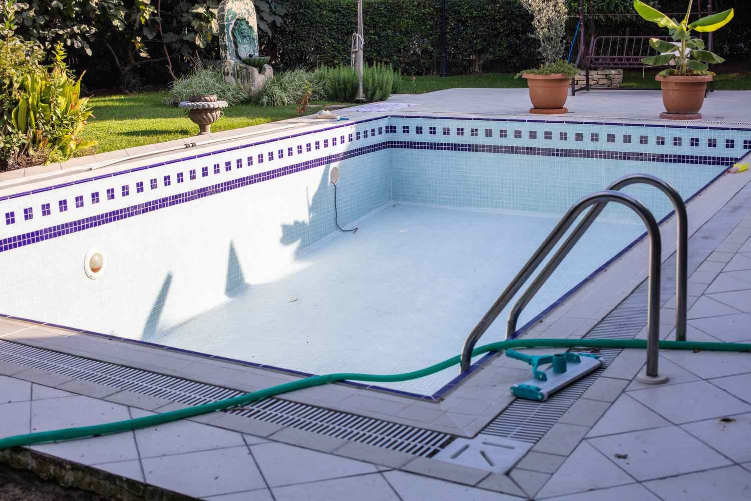 Swimming Pool Deep Cleaning Services in Dubai
