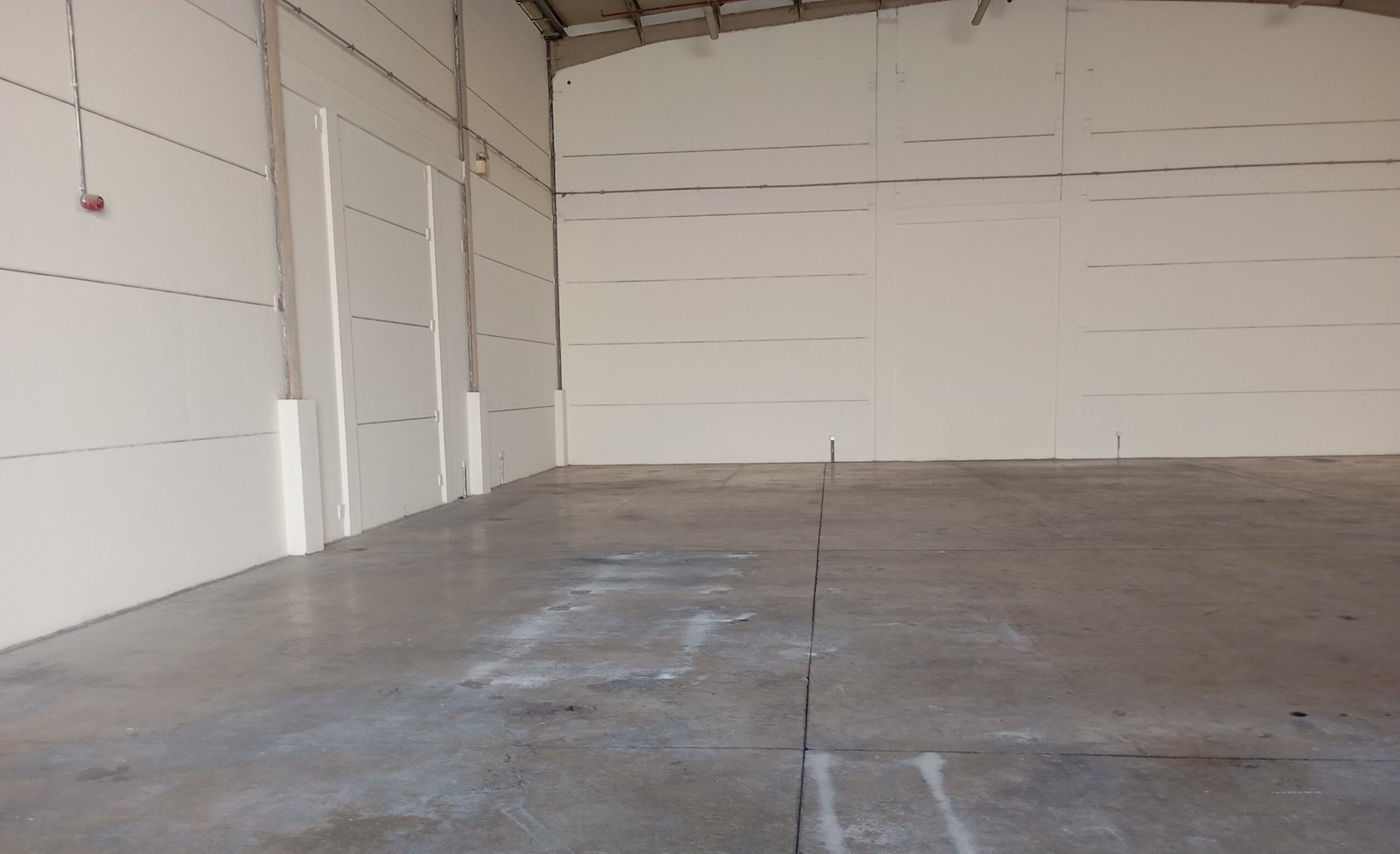 Warehouse deep cleaning dubai